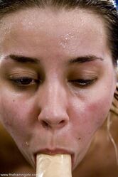 Кажется девчонке реально не сладко