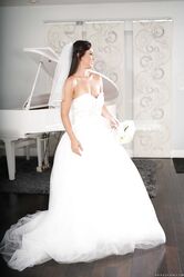 И пошла пизда в эксплуатацию