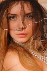 Эротика и должна быть красивой, иначе это не эротика!