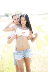 Пикник без трусиков